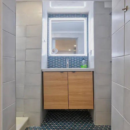 Apartman Cosy Flat In The Downtown
