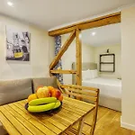 Cosy Flat In The Downtown リスボン
